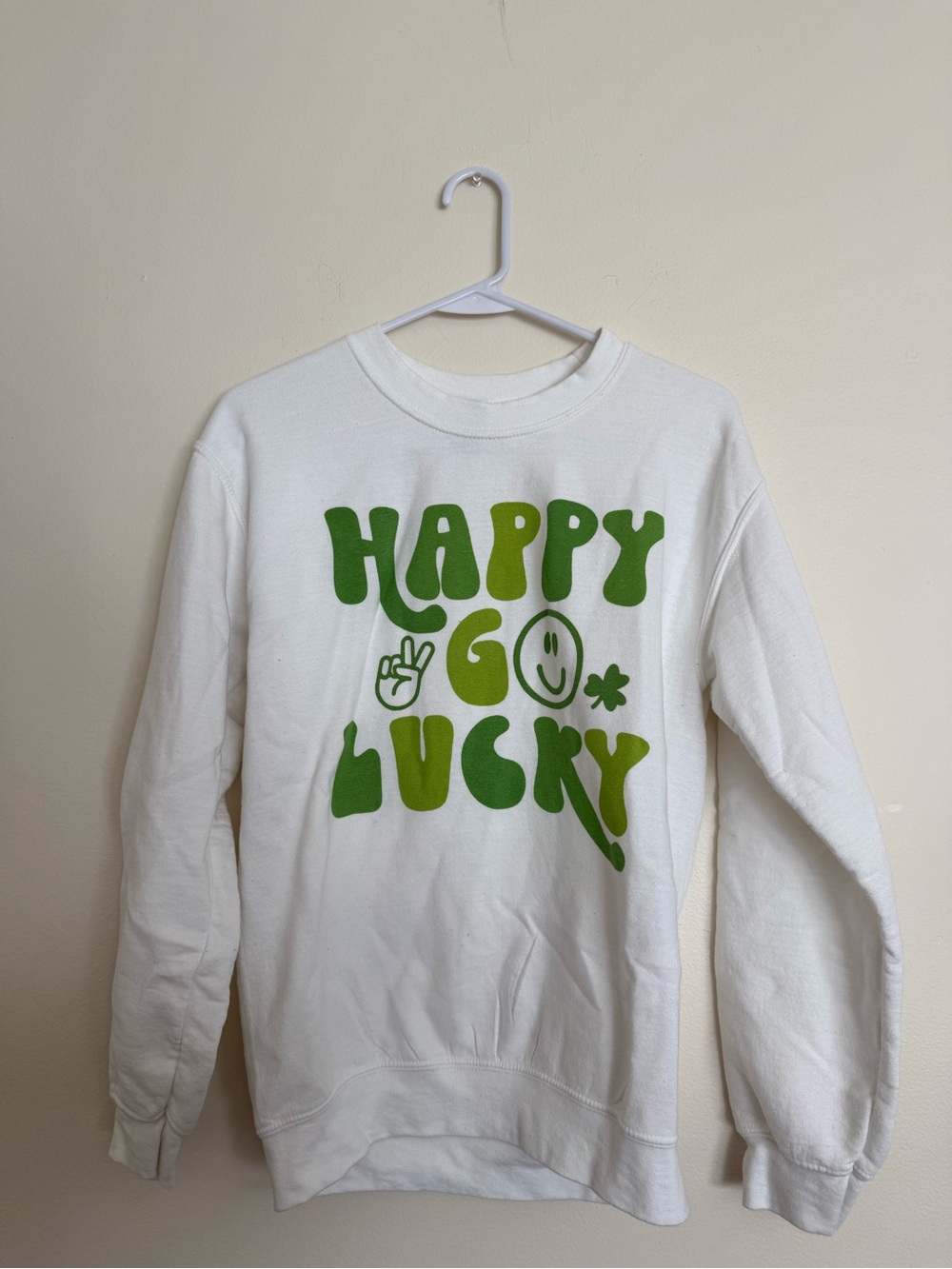 White "Happy Go Lucky" Graphic Sweatshirt - Green Print Gildan Small